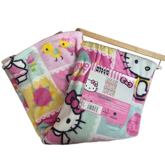 Hello Kitty Blanket - Easter Blanket with Baby Chicks - Pink Spring Blanket - Picture 5 of 10